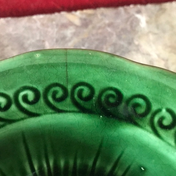 Vintage McCoy Green Flower Shaped Bowl - Picture 3 of 14